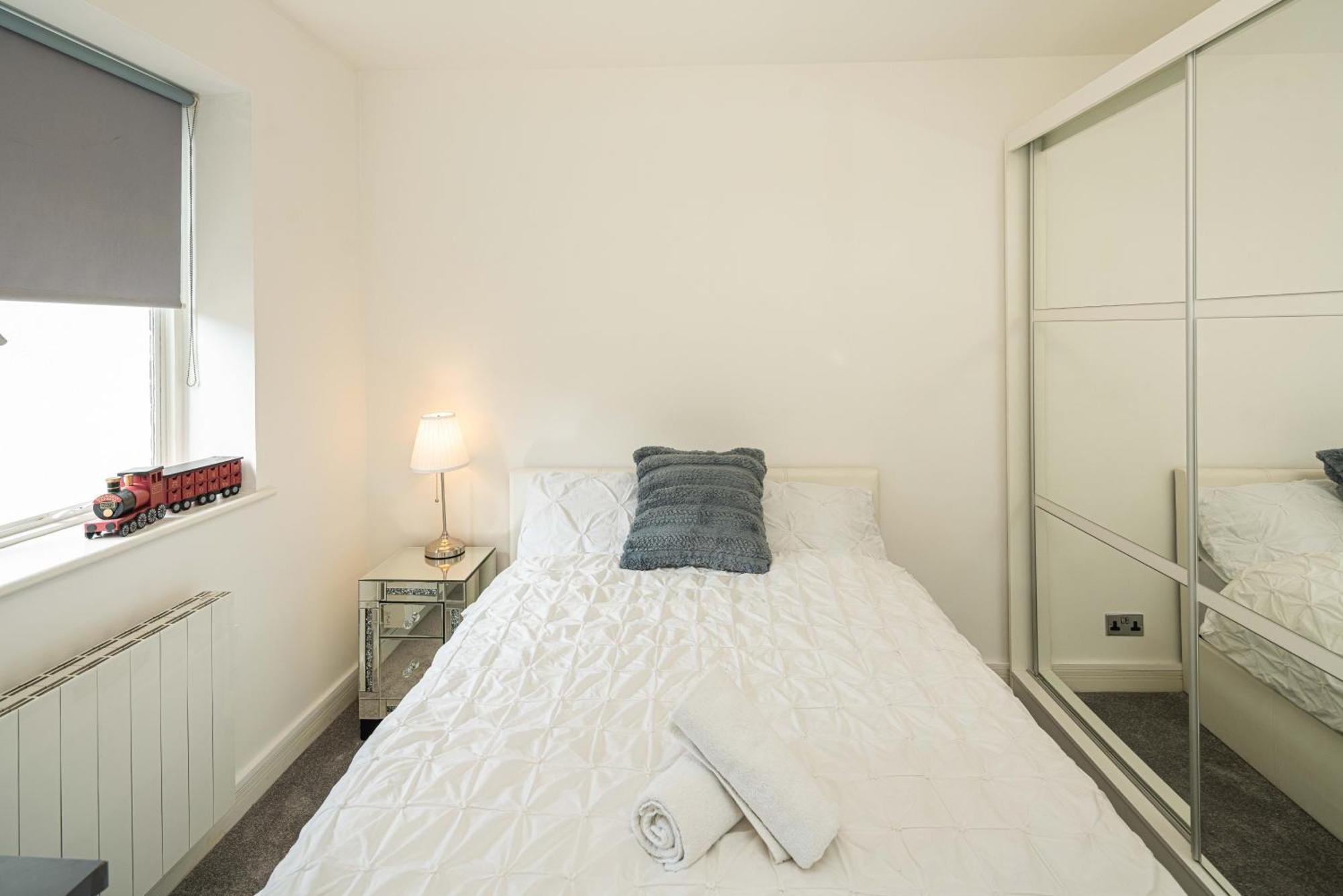 Charming Newly Refurb 2-Bed 2-Bath Whole Apartment Near Hyde Park & Kensington, Prime Paddington Location Zone 1 London Eksteriør bilde