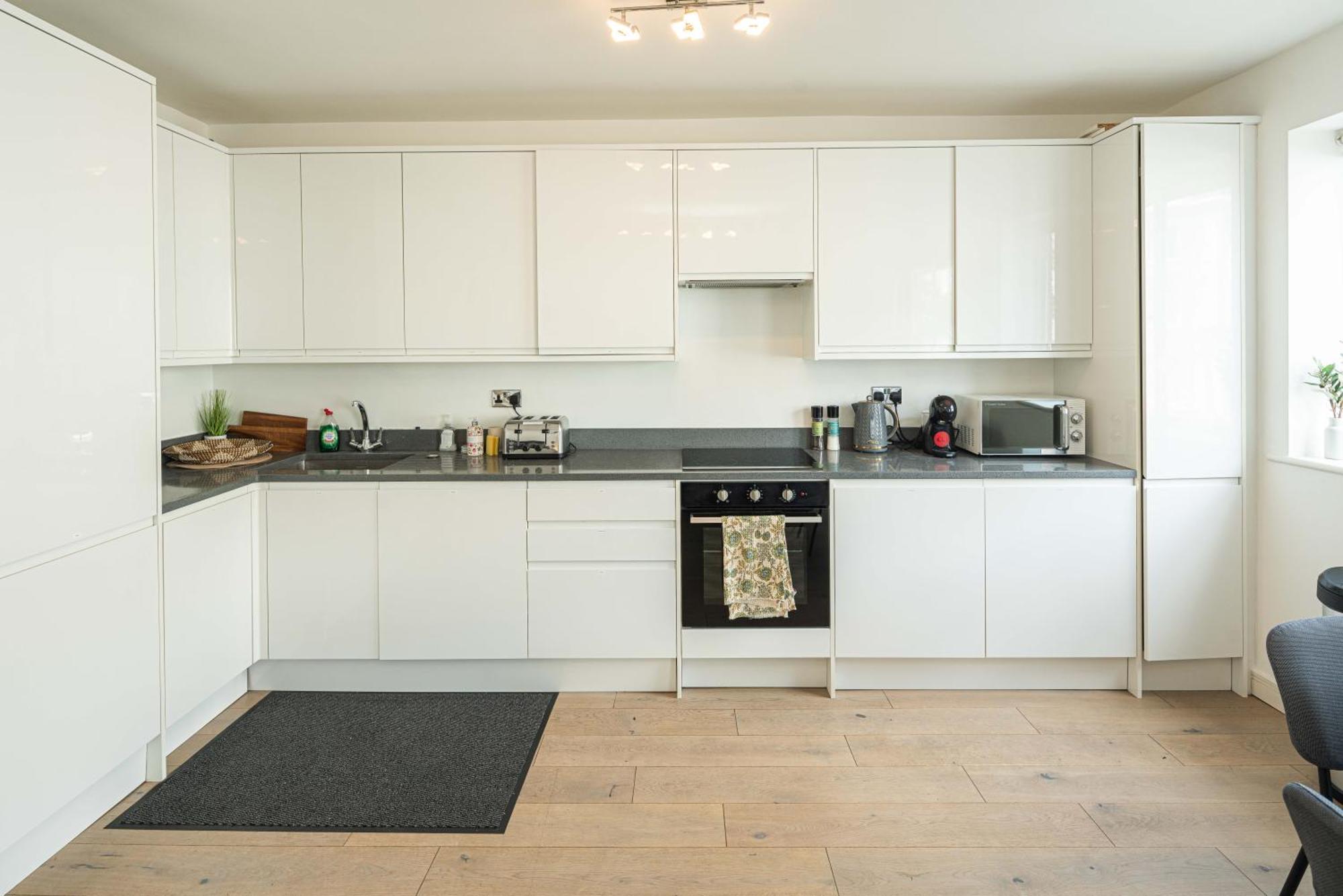Charming Newly Refurb 2-Bed 2-Bath Whole Apartment Near Hyde Park & Kensington, Prime Paddington Location Zone 1 London Eksteriør bilde